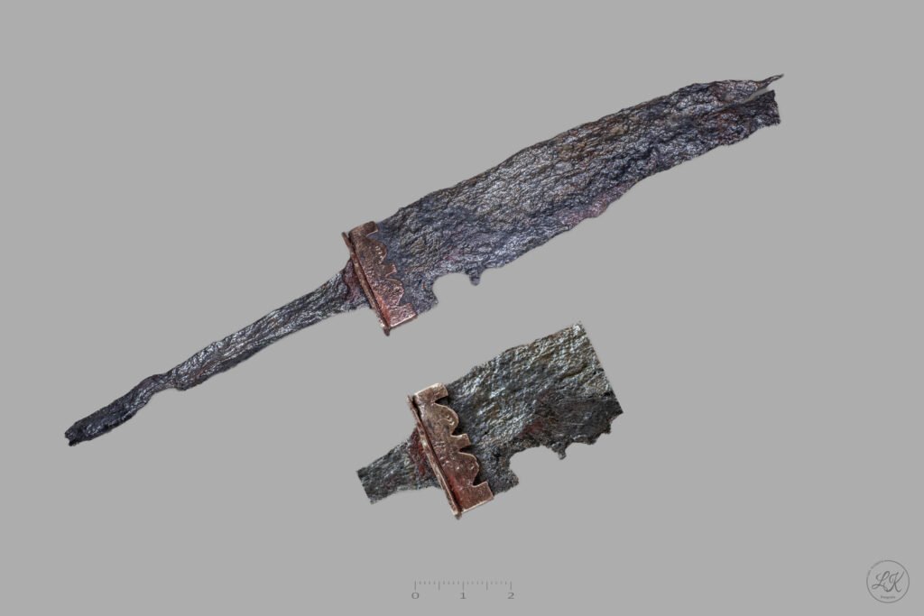 Römische Bernsteinstraße Burgenland, Fundstück: Eisenmesser mit Bronzeverzierung, Fundort: Strebersdorf